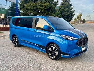 Usado Ford Tourneo Sport 232 CV (170 kW) 2025 Azul Monovolumen