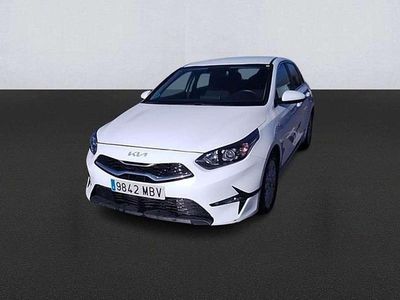 Usado Kia Ceed 101 CV (74 kW) 2022 Blanco Utilitario