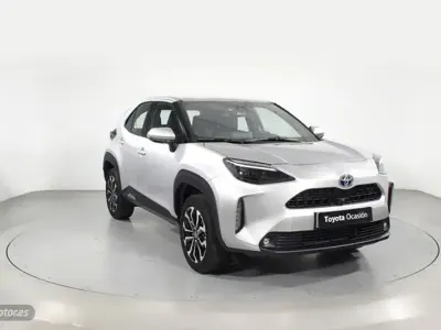 Usado Toyota Yaris Cross Active 116 CV (85 kW) 2023 Gris SUV
