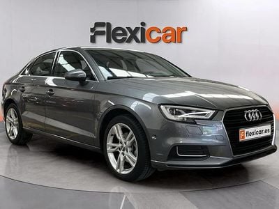 Usado Audi A3 Design 116 CV (85 kW) 2019 Gris Berlina