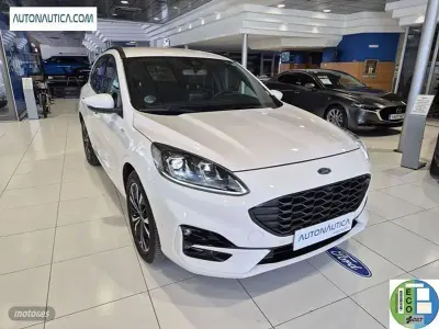 Usado Ford Kuga ST-Line X 225 CV (165 kW) 2022 Blanco SUV