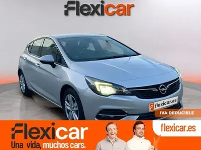Usado Opel Astra GS Line 130 CV (95 kW) 2020 Gris / plata Berlina