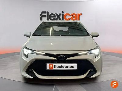 Begagnad Toyota Corolla Active 122 HK (89 kW) 2021 Vit