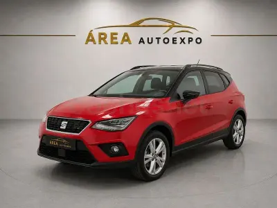 Usado Seat Arona Ecomotive 95 CV (69 kW) 2019 Granate SUV