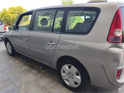 Usado Renault Espace Privilege 150 CV (110 kW) 2005 Gris / plata Monovolumen