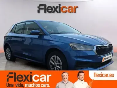 Usado Skoda Fabia Active 95 HP (69 kW) 2022 Azul Sedan