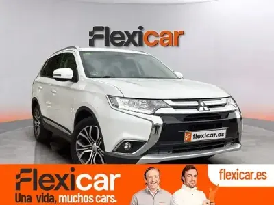 Usado Mitsubishi Outlander Motion 150 CV (110 kW) 2018 Blanco SUV