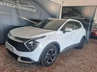 Usado Kia Sportage 136 CV (100 kW) 2024 Blanco SUV