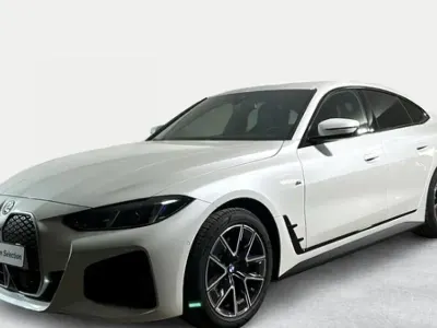 Usado BMW i4 210 kW (286 HP) 2025 Sedan