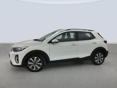 Usado Kia Stonic 100 CV (73 kW) 2022 Blanco SUV