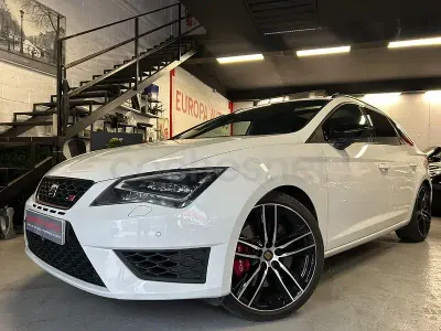 Usado Seat Leon CUPRA 290 CV (213 kW) 2016 Blanco Familiar
