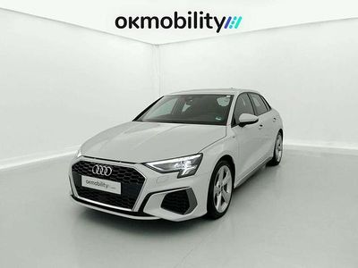 Usado Audi A3 S-Line 150 CV (110 kW) 2024 Blanco Familiar