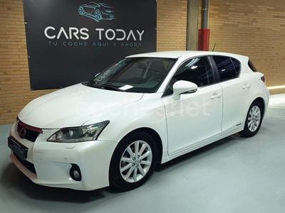 Lexus CT200h