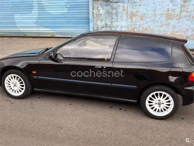 Usado Honda Civic LS 90 CV (66 kW) 1995 Negro Berlina