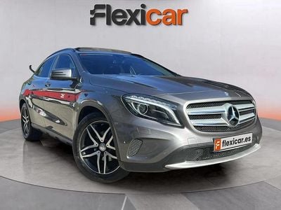 Gris Usado 2017 Mercedes GLA220 SUV | 20.990 € (Super precio)