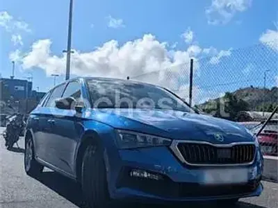 Usado Skoda Scala Ambition 115 CV (84 kW) 2019 Azul Utilitario