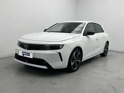 Usado Opel Astra Edition 181 CV (133 kW) 2023 Blanco arktis white p0wp Berlina
