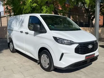 Usado Ford Transit Custom Trend 136 CV (100 kW) 2024 Blanco Van