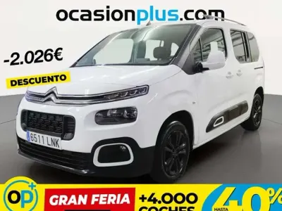 Usado Citroën Berlingo Feel 102 CV (75 kW) 2021 Blanco Monovolumen