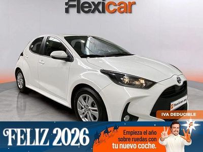 Blanco Usado 2022 Toyota Yaris Hybrid Business Edition Berlina | 17.180 € (Precio justo)