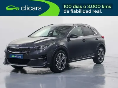 Usado Kia XCeed 160 CV (117 kW) 2021 Gris SUV