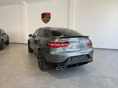 Usado Mercedes GLC43 AMG 367 CV (269 kW) 2018 Gris / plata SUV