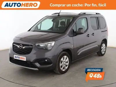Usado Opel Combo Life Innovation 131 CV (96 kW) 2020 Gris / plata Monovolumen