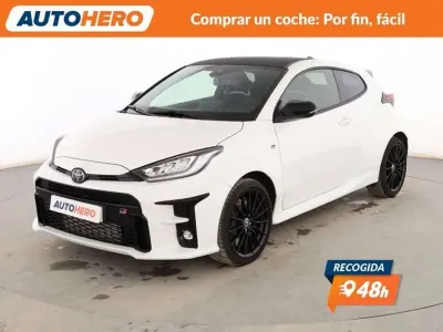 Begagnad Toyota Yaris 261 HK (191 kW) 2024 Vit Halvkombi