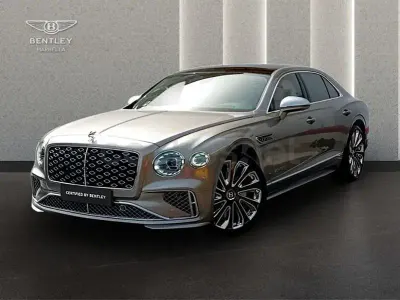 Usado Bentley Flying Spur Mulliner 782 CV (575 kW) 2025 Gris / plata Berlina