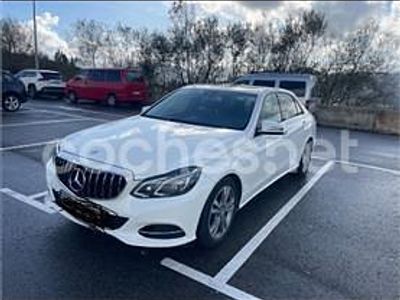 Blanco Usado 2014 Mercedes E200 Avantgarde Berlina | 6800 €