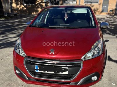 Usado Peugeot 208 Style 82 CV (60 kW) 2016 Rojo Utilitario