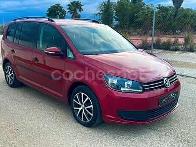 Rojo Usado 2014 VW Touran Advance Monovolumen | 8800 € (Precio justo)