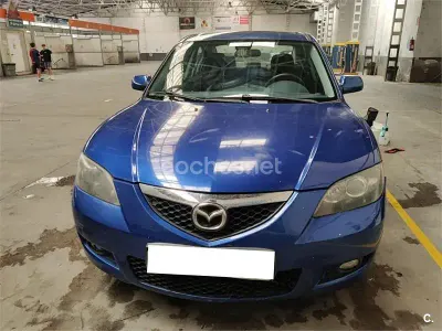 Usado Mazda 3 Active 143 CV (105 kW) 2007 Azul Berlina