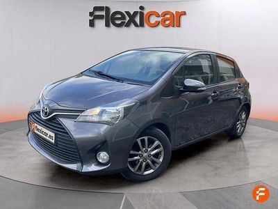 Gris Usado 2017 Toyota Yaris Active Berlina | 10.490 € (Precio justo)