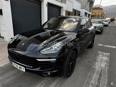 Negro Usado 2017 Porsche Cayenne S Platinum Edition SUV | 45.000 € (Precio justo)