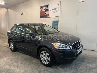 Gris / plata Usado 2010 Volvo XC60 Momentum SUV | 11.999 € (Precio justo)