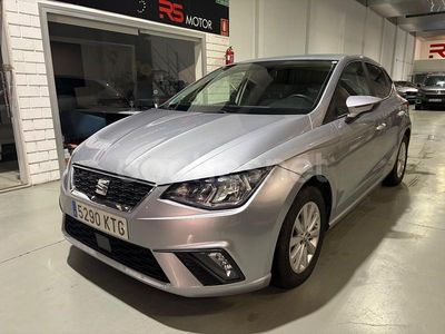 Usado Seat Ibiza Style 95 CV (69 kW) 2019 Gris / plata Berlina