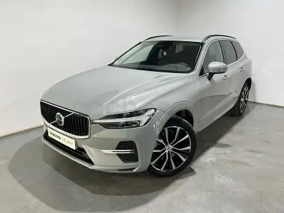 Usado Volvo XC60 Core 197 CV (144 kW) 2024 Gris / plata SUV