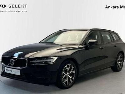 Begagnad Volvo V60 197 HK (144 kW) 2023 Svart Kombi