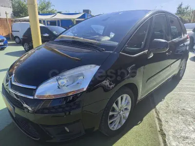 Usado Citroën C4 Picasso 109 CV (80 kW) 2010 Negro Monovolumen
