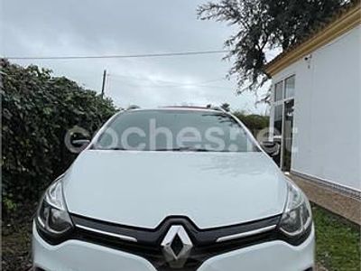Usado Renault Clio GrandTour Life 75 CV (55 kW) 2018 Blanco Familiar