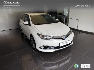 Usado Toyota Auris Hybrid