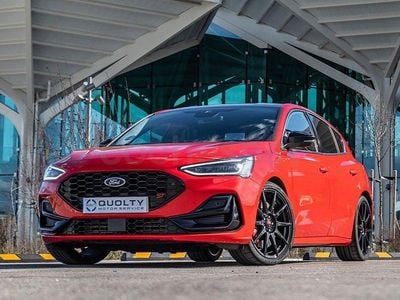 Usado Ford Focus ST 280 CV (205 kW) 2025 Rojo Berlina