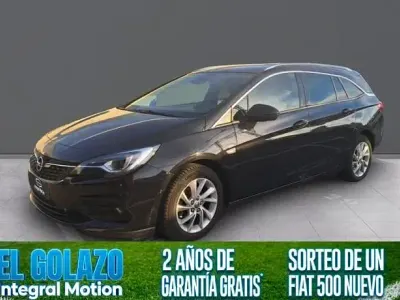 Usado Opel Astra Business Elegance 122 CV (89 kW) 2021 Familiar
