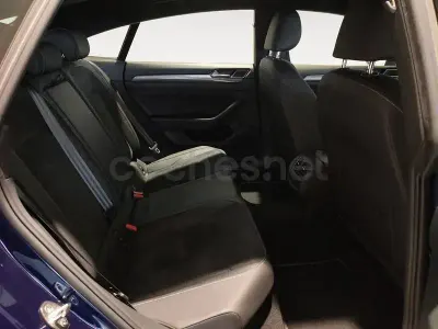 Usado VW Arteon R-line 272 CV (200 kW) 2019 Azul Utilitario