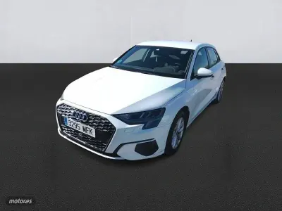 Usado Audi A3 116 CV (85 kW) 2023 Blanco Berlina