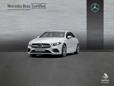 Usado Mercedes A180 AMG line 136 CV (100 kW) 2022 Utilitario