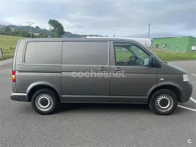 Usado VW T5 140 CV (102 kW) 2009 Gris / plata Van