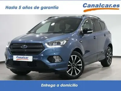 Usado Ford Kuga Vignale 150 CV (110 kW) 2019 Azul SUV