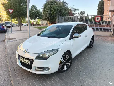 Usado Renault Mégane GT GT 110 CV (80 kW) 2013 Blanco Coupe